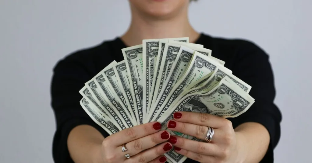 Cómo obtener ingresos extras - 10 ideas prácticas que puedes empezar hoy